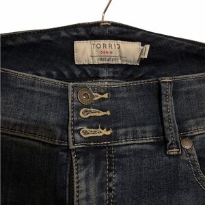 Torrid Dark Blue Denim Jeans size 16